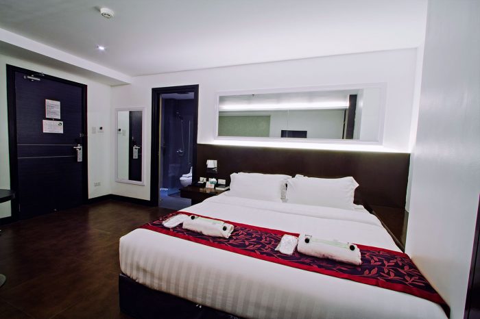 Hotel-Fina-Deluxe-Room-3